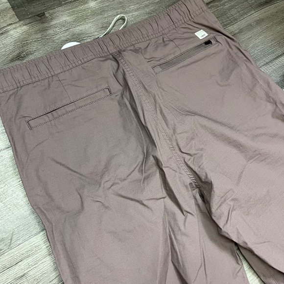 Vuori Athletic Ripstop Wide Leg Ankle Pants Hazel NWT Women’s Size XL - Picture 8 of 12